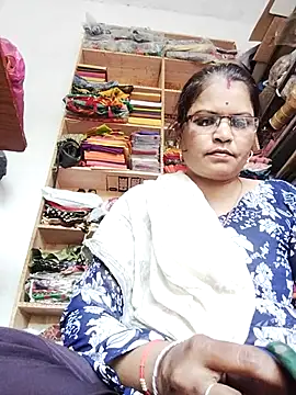 Snapshot of Bhavna_hot chatting on September 10, 2025, 11:20 am Bhavna hot online show from September 10, 2025, 11:20 am