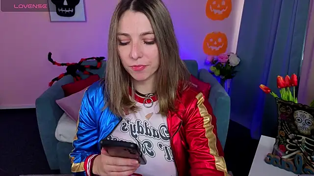 Snapshot of evafolver chatting on October 31, 2025, 9:39 am evafolver online show from October 31, 2025, 9:39 am