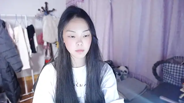 Snapshot of yao-yao_ chatting on December 5, 2025, 11:53 am yao-yao online show from December 5, 2025, 11:53 am