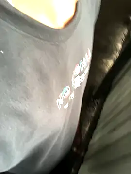 kavi1q1 online show from October 6, 2025, 8:04 am