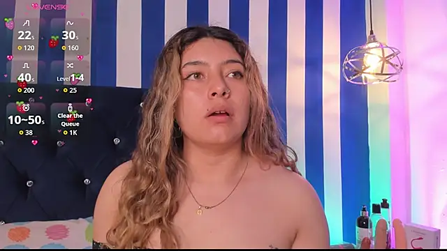 valeria rouse28 online show from September 19, 2025, 7:40 pm