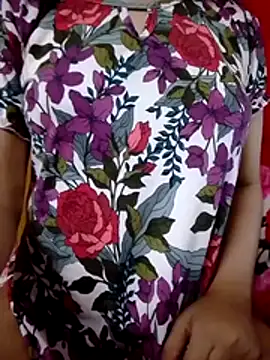 Snapshot of Tanishacutie chatting on November 6, 2025, 5:06 pm Tanishacutie online show from November 6, 2025, 5:06 pm