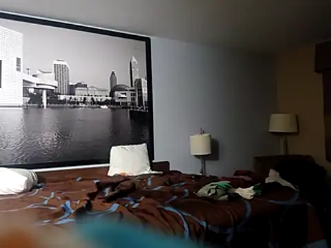 Snapshot of Lonzos28 chatting on December 14, 2025, 11:38 am Lonzos28 online show from December 14, 2025, 11:38 am