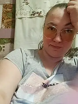 Snapshot of Kiss_Eva chatting on February 12, 2025, 5:16 pm Kiss Eva online show from February 12, 2025, 5:16 pm