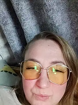 Snapshot of Kiss_Eva chatting on February 21, 2025, 10:26 pm Kiss Eva online show from February 21, 2025, 10:26 pm