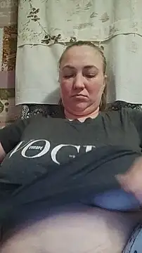 Snapshot of Kiss_Eva chatting on February 5, 2025, 5:09 pm Kiss Eva online show from February 5, 2025, 5:09 pm