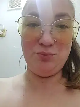 Snapshot of Kiss_Eva chatting on October 4, 2025, 8:54 pm Kiss Eva online show from October 4, 2025, 8:54 pm