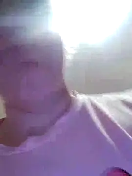 Snapshot of Kiss_Eva chatting on October 15, 2025, 5:10 pm Kiss Eva online show from October 15, 2025, 5:10 pm