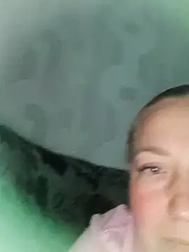 Snapshot of Kiss_Eva chatting on September 30, 2025, 1:50 pm Kiss Eva online show from September 30, 2025, 1:50 pm