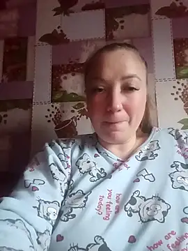 Kiss Eva online show from April 8, 2026, 4:08 pm