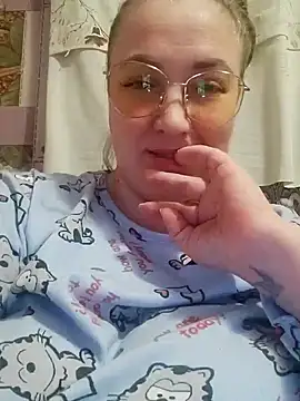 Snapshot of Kiss_Eva chatting on January 28, 2025, 9:19 pm Kiss Eva online show from January 28, 2025, 9:19 pm