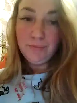 Snapshot of Kiss_Eva chatting on January 21, 2025, 7:50 pm Kiss Eva online show from January 21, 2025, 7:50 pm