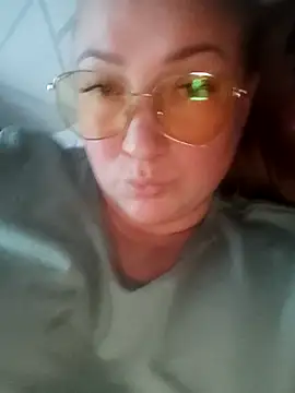 Snapshot of Kiss_Eva chatting on October 22, 2025, 2:16 pm Kiss Eva online show from October 22, 2025, 2:16 pm