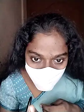 Snapshot of Megha_21 chatting on October 28, 2025, 5:56 pm Megha 21 online show from October 28, 2025, 5:56 pm