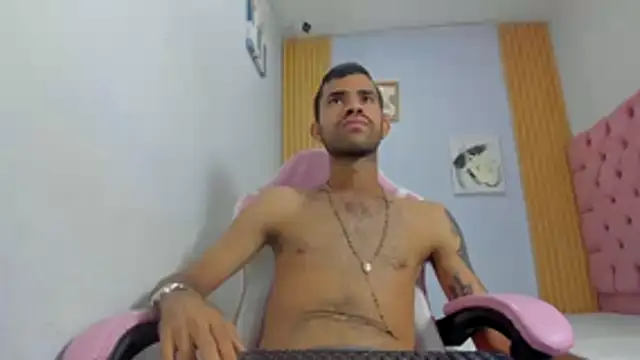adri sexboy229 online show from October 21, 2025, 7:19 am