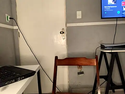 Snapshot of edualqxo chatting on October 12, 2025, 11:06 pm edualqxo online show from October 12, 2025, 11:06 pm