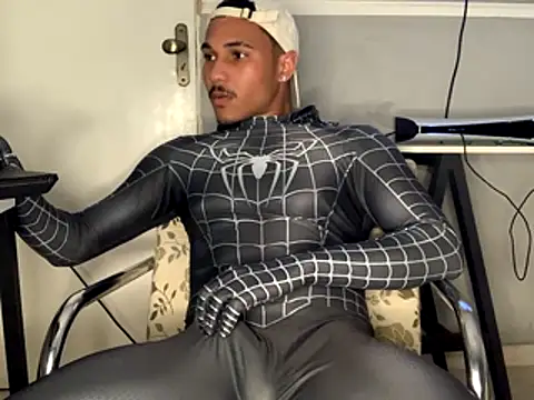 Snapshot of edualqxo chatting on October 24, 2025, 10:20 pm edualqxo online show from October 24, 2025, 10:20 pm