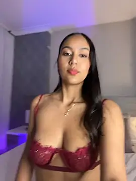 Snapshot of MiilaBlake chatting on May 3, 2026, 7:28 pm MiilaBlake online show from May 3, 2026, 7:28 pm