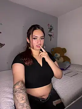 naomirouse  online show from June 28, 2026, 1:01 am