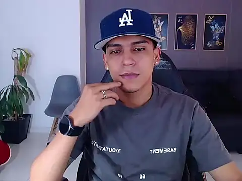 Snapshot of david_santos16 chatting on September 20, 2025, 5:56 am david santos16 online show from September 20, 2025, 5:56 am