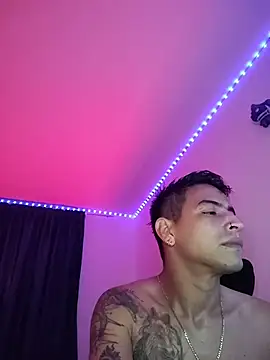 Snapshot of Juann-cock chatting on February 25, 2026, 2:12 am Juann-cock online show from February 25, 2026, 2:12 am