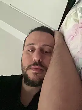 Snapshot of paleron34 chatting on February 15, 2026, 6:25 am paleron34 online show from February 15, 2026, 6:25 am