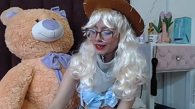 VioletxBloom online show from September 27, 2025, 8:15 pm