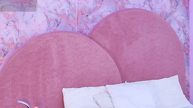 Snapshot of Samanta_Isel chatting on September 27, 2025, 3:01 am Samanta Isel online show from September 27, 2025, 3:01 am