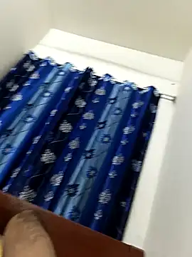 Snapshot of Holy_Sex_International chatting on December 17, 2025, 4:23 pm Holy Sex International online show from December 17, 2025, 4:23 pm