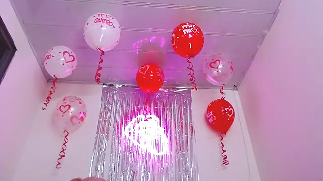 Snapshot of valerii_fox_69 chatting on February 15, 2026, 4:24 am valerii fox 69 online show from February 15, 2026, 4:24 am