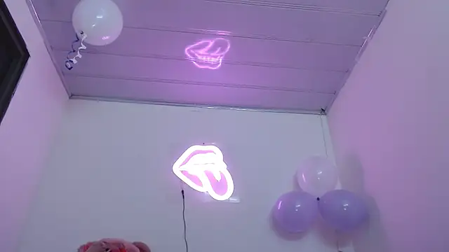 Snapshot of valerii_fox_69 chatting on January 14, 2026, 3:21 am valerii fox 69 online show from January 14, 2026, 3:21 am