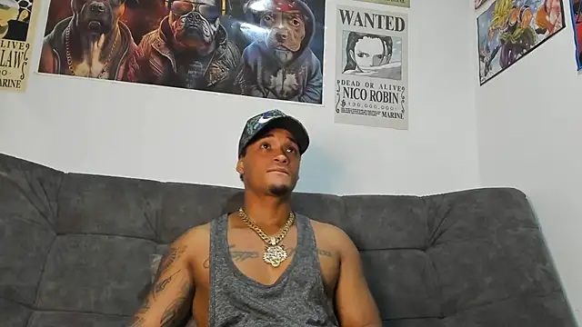  MACCARTHY TAYLOR online show from October 28, 2025, 1:28 am