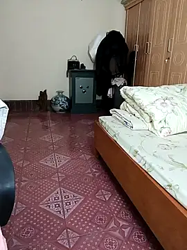 Snapshot of Moona_heny chatting on November 16, 2025, 12:32 pm Moona heny online show from November 16, 2025, 12:32 pm