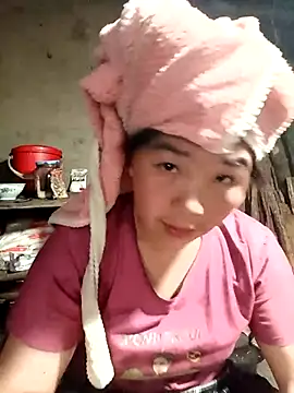 quynhkoolbae online show from February 3, 2026, 6:22 am