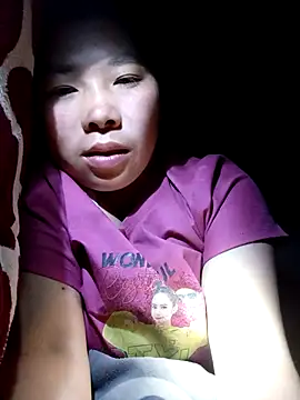 Snapshot of quynhkoolbae chatting on October 22, 2025, 8:30 pm quynhkoolbae online show from October 22, 2025, 8:30 pm