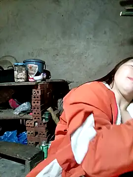 Snapshot of quynhkoolbae chatting on November 20, 2025, 2:01 am quynhkoolbae online show from November 20, 2025, 2:01 am