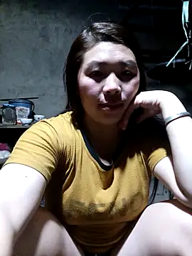 Snapshot of quynhkoolbae chatting on November 9, 2025, 12:42 pm quynhkoolbae online show from November 9, 2025, 12:42 pm