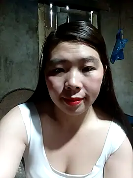 Snapshot of quynhkoolbae chatting on November 9, 2025, 12:36 am quynhkoolbae online show from November 9, 2025, 12:36 am