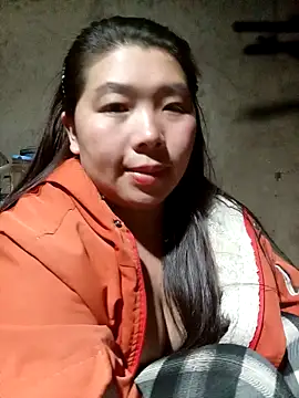 Snapshot of quynhkoolbae chatting on November 27, 2025, 1:44 pm quynhkoolbae online show from November 27, 2025, 1:44 pm