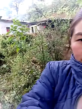 Snapshot of quynhkoolbae chatting on November 15, 2025, 9:13 am quynhkoolbae online show from November 15, 2025, 9:13 am