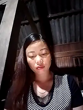 Snapshot of Annaacutee chatting on October 10, 2025, 10:32 pm Annaacutee online show from October 10, 2025, 10:32 pm