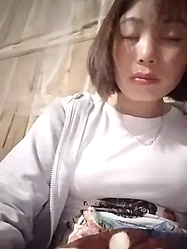 Snapshot of Annaacutee chatting on December 3, 2025, 1:10 pm Annaacutee online show from December 3, 2025, 1:10 pm