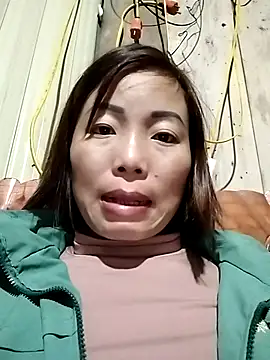 Snapshot of Annaacutee chatting on November 21, 2025, 1:15 am Annaacutee online show from November 21, 2025, 1:15 am