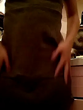 Snapshot of MoonBlueSex chatting on November 8, 2025, 5:22 am MoonBlueSex online show from November 8, 2025, 5:22 am