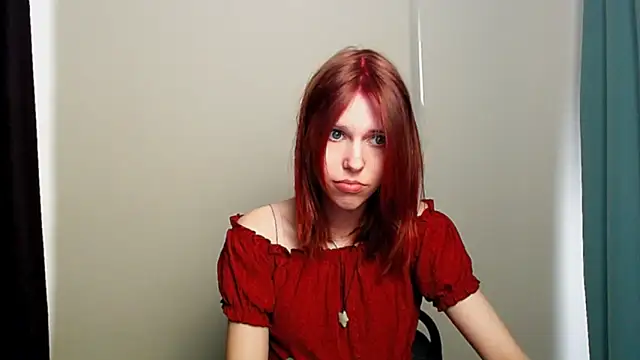 Snapshot of GuessMe___ chatting on April 16, 2026, 9:39 pm GuessMe online show from April 16, 2026, 9:39 pm