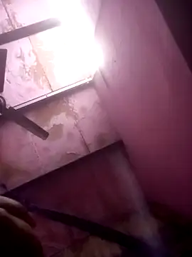 TINASONI online show from November 12, 2025, 9:51 pm