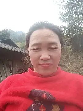 miumiu 00 online show from January 9, 2026, 6:09 am