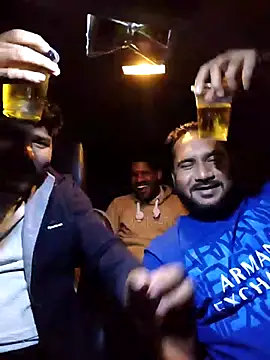 VijayLover69 online show from November 13, 2025, 4:00 pm