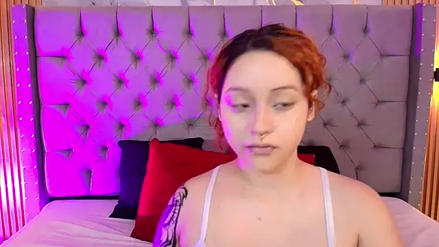 Suxan White  online show from March 19, 2026, 1:11 pm