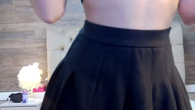 CarolinaBlair online show from September 30, 2025, 12:55 pm